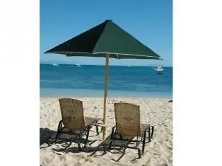 Green Island Resort